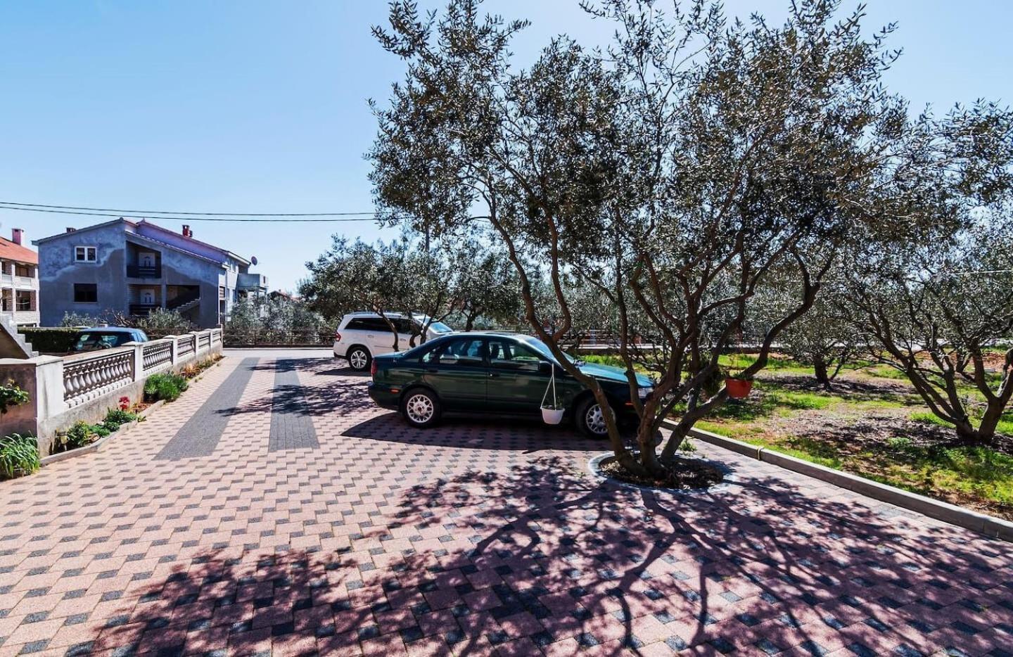 Apartments Brane - Free Parking Zadar Exterior photo