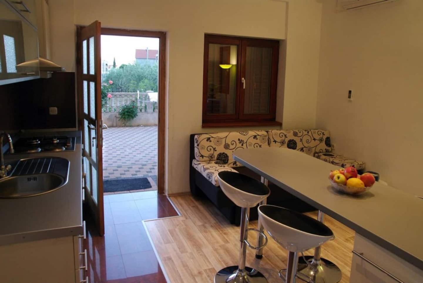 Apartments Brane - Free Parking Zadar Exterior photo